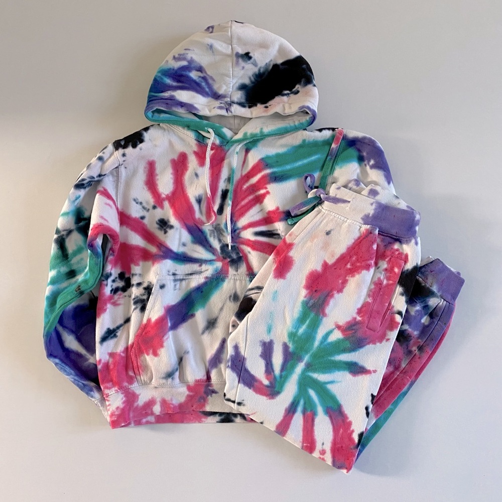 Worthy Threads Tie-Dye Sweatshirt Jogger Set